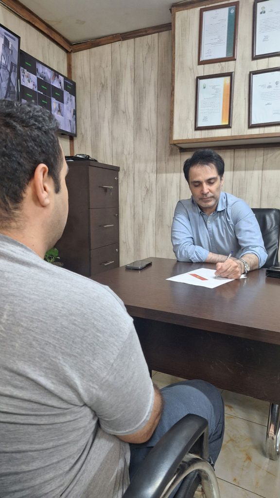 ویزیت-پزشک-روانشناس-کمپ-ترک-اعتیاد-نمونه-ازگل